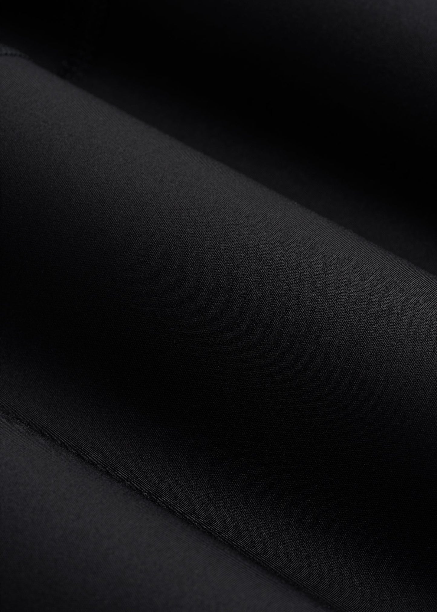 Quarter Zip Long Sleeves Rashguard for Tall Men in Deep Black