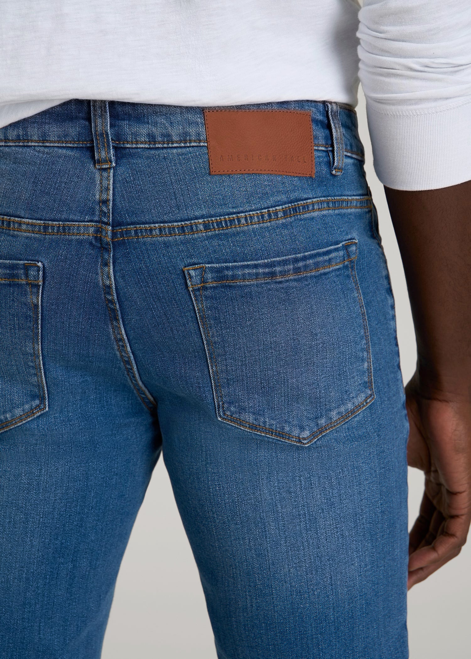 Carman TAPERED Jeans for Tall Men in Classic Mid Blue