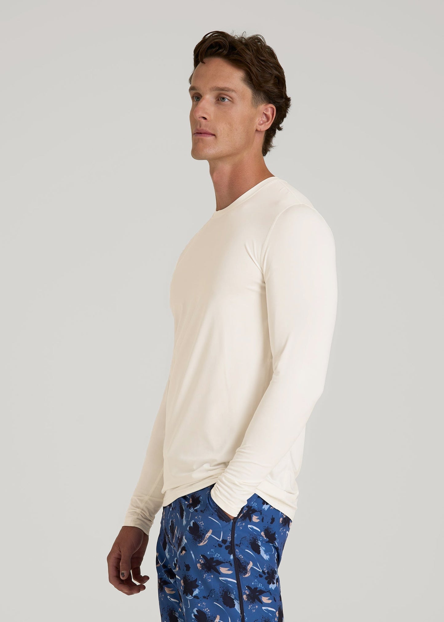 Long Sleeve UPF 50 Rash Guard for Tall Men in White Alyssum