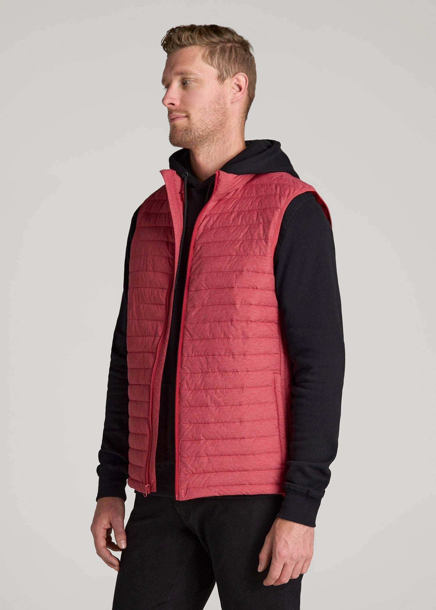 Packable Puffer Vest for Tall Men in Red Space Dye