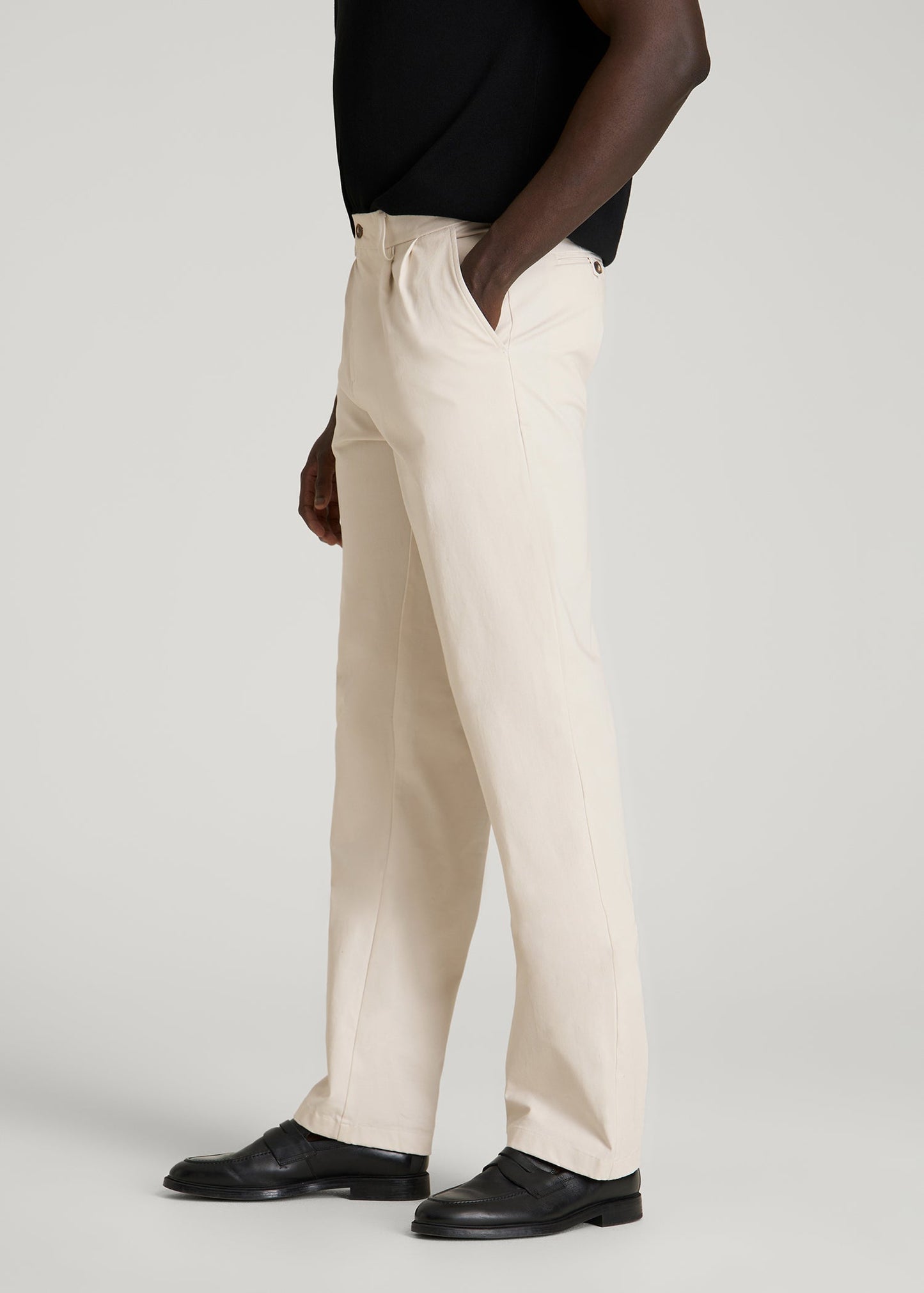 Stretch Commuter Pleated Chino for Tall Men in White Sand