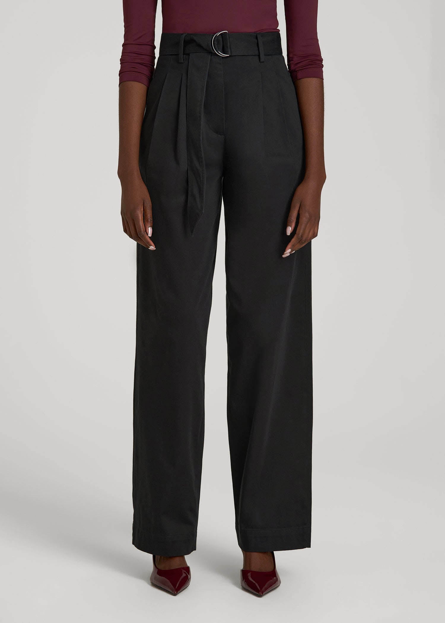Pleated Wide Leg Chino With Belt for Tall Women in Deep Black