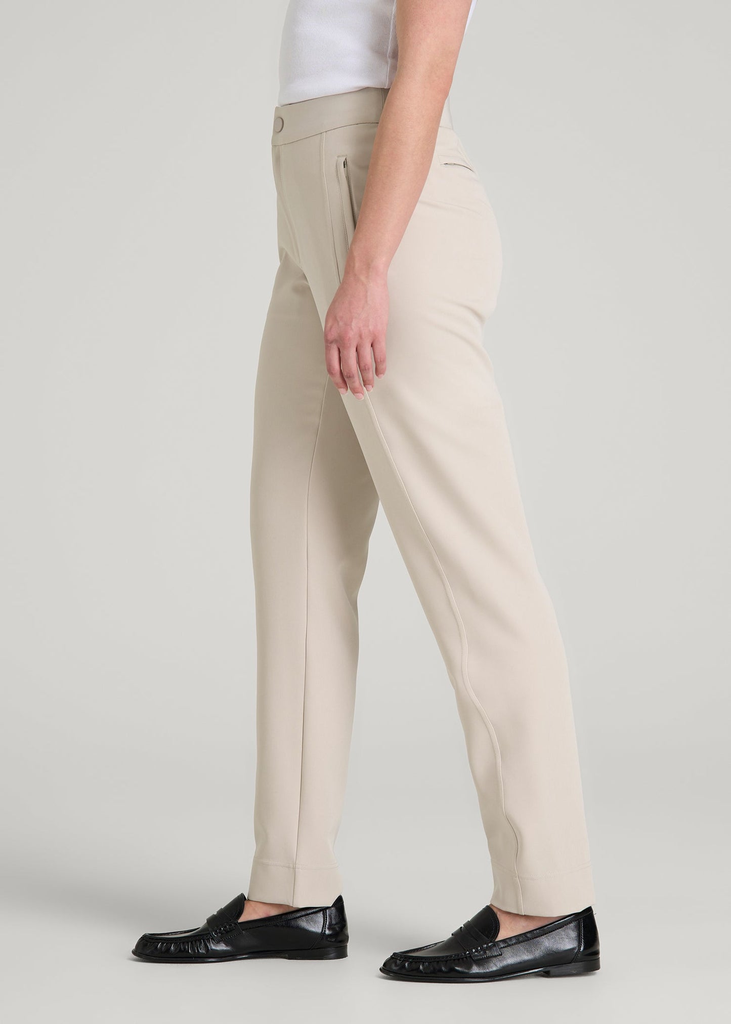 Traveler Tapered Fit Pant for Tall Women in Drywall Tan