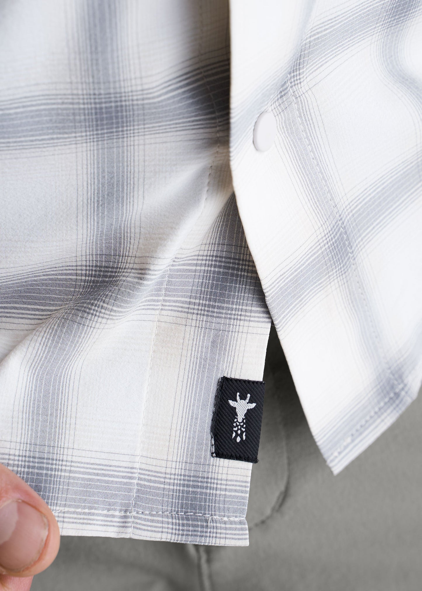 Ultra Lightweight Snap-Front Shirt for Tall Men in Birch Smoke