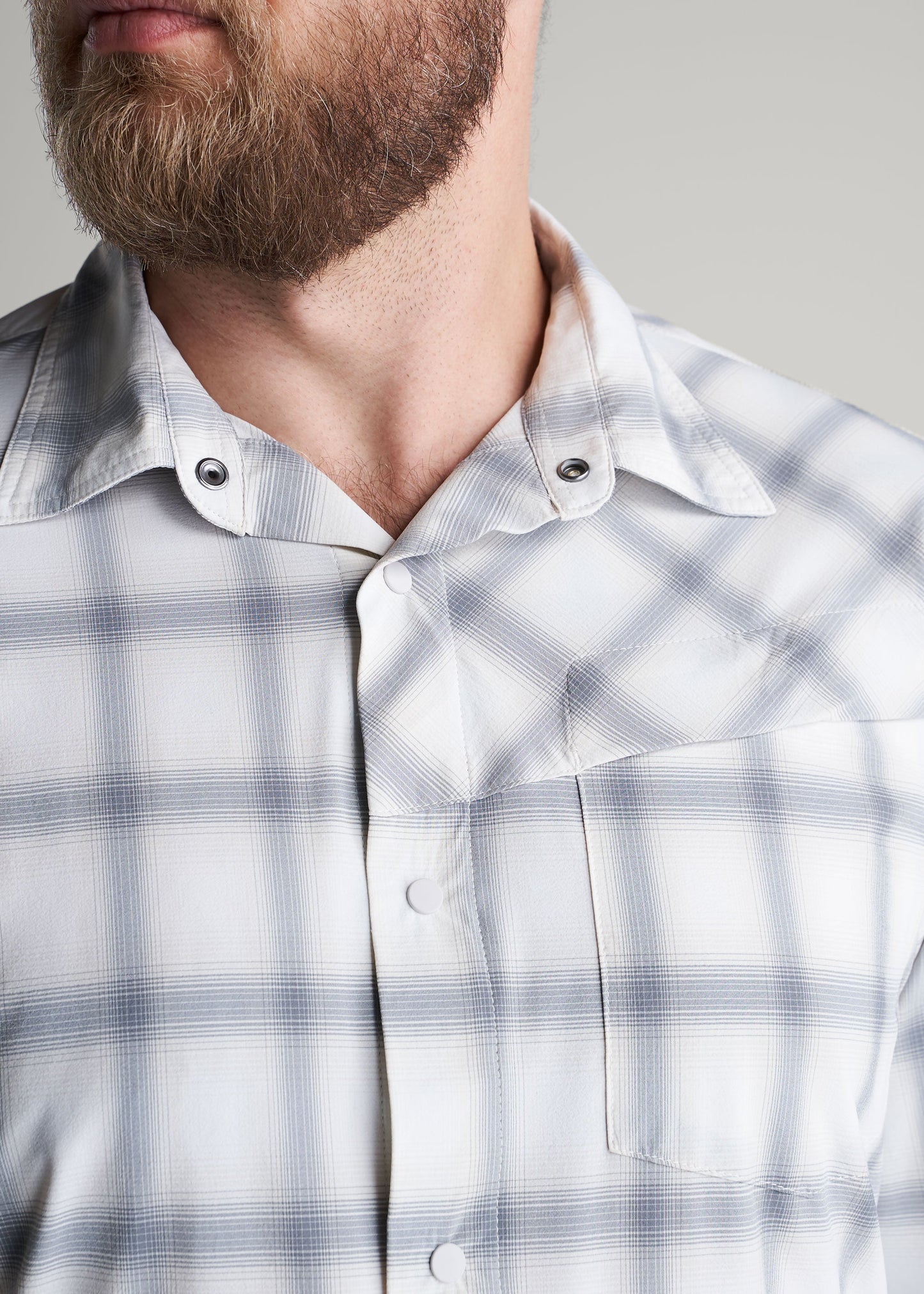 Ultra Lightweight Snap-Front Shirt for Tall Men in Birch Smoke
