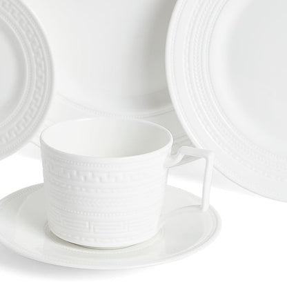 Intaglio 5-Piece Dinner Setting
