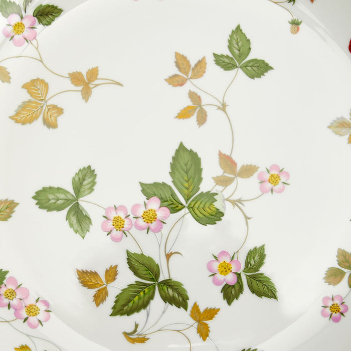 Wild Strawberry Classic Couped Dinner Plate